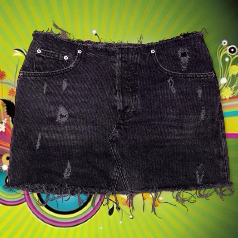y2k style bdg 100% cotton alt distressed denim mid-low rise mini skirt, sz md